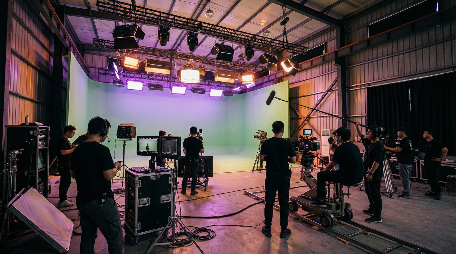 国产主播专业影棚